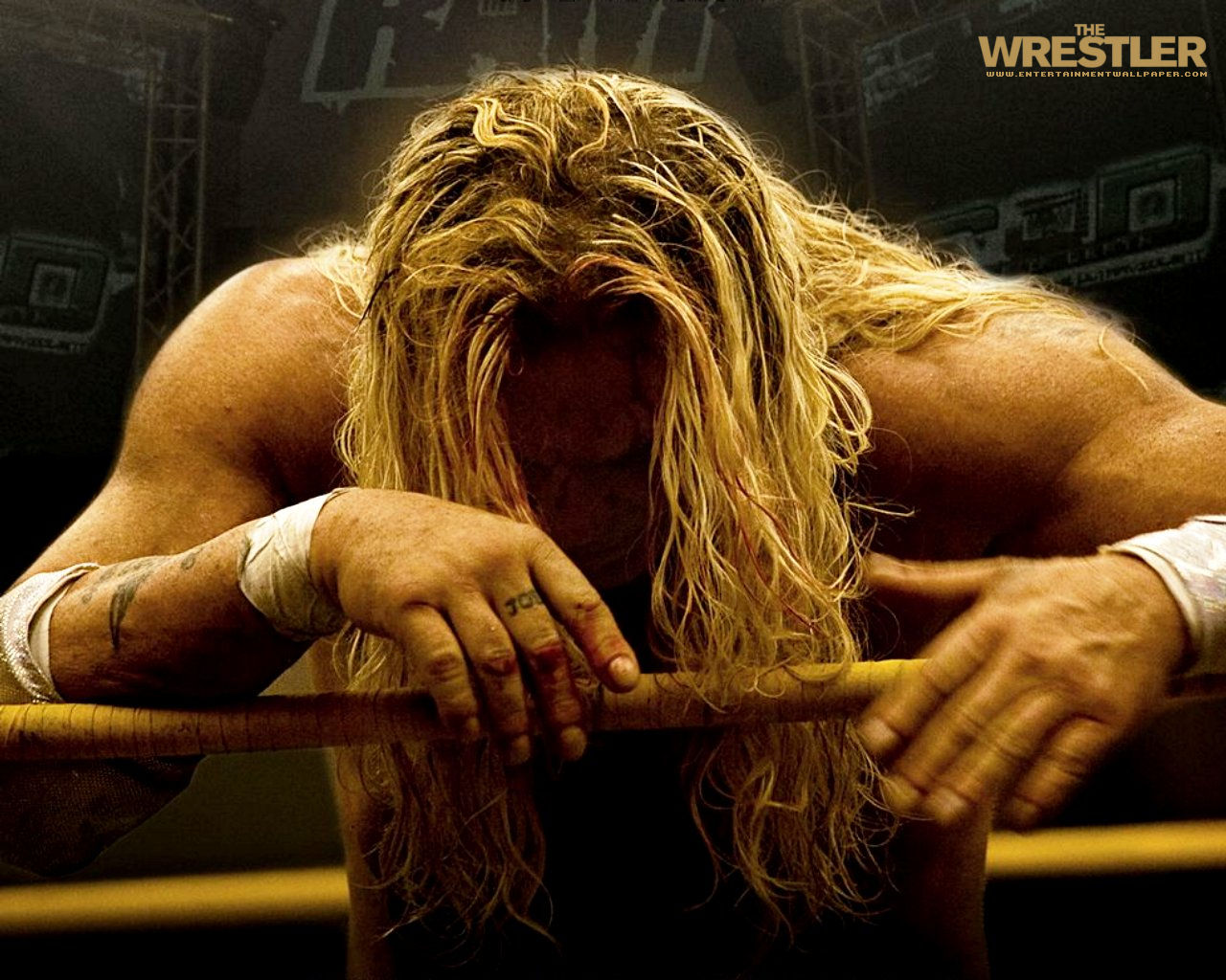 the_wrestler01 Aaronofsky's film is a great look into what the reality of wrestling truly is. You can only get thrown through a table so many times.