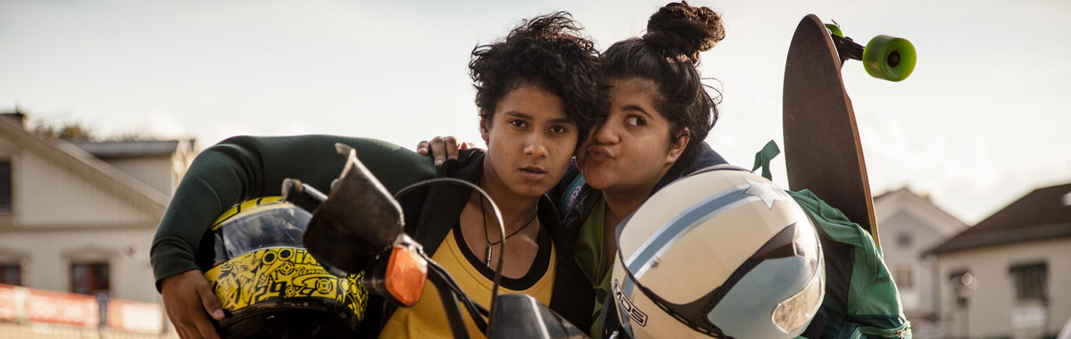 AMATEURS-by-Gabriela-Pichler